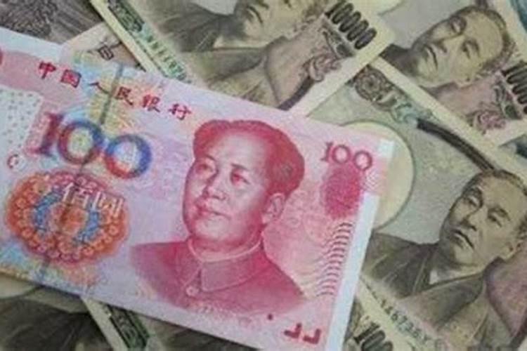 人的命主要看年柱还是看日柱