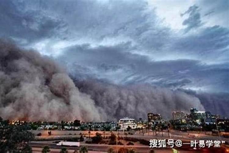 大运时柱天克地冲,大运天克地冲反而好