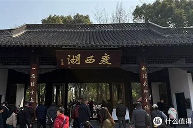 做梦梦到狗咬我是什么意思