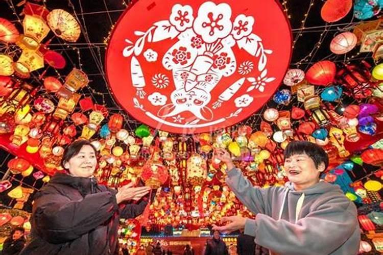 中元节民间有什么说法 中元节这一天能买手机吗