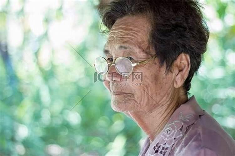 冲太岁应该佩戴什么挂件可以改变运程