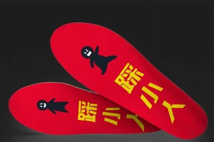 梦见水里的红色鱼在游的预兆