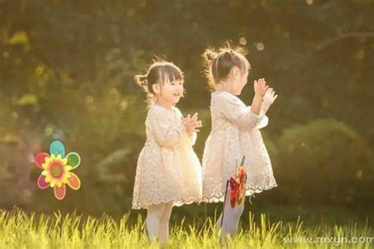 81年属鸡女2025年的运势和婚姻