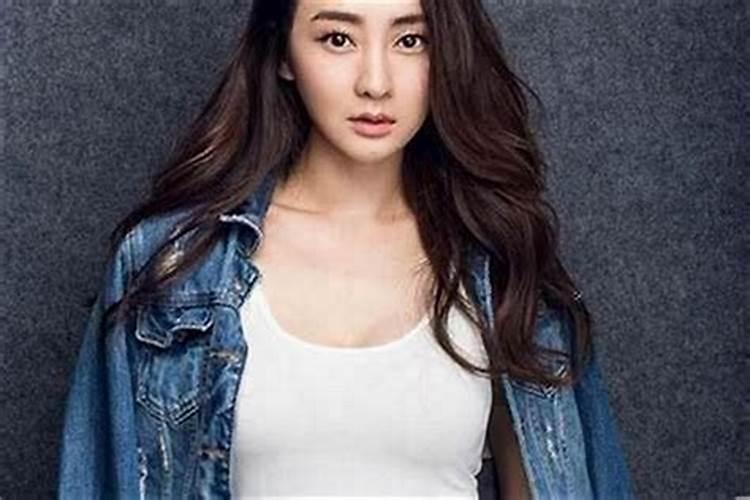 女朋友生辰八字有三甲怎么办