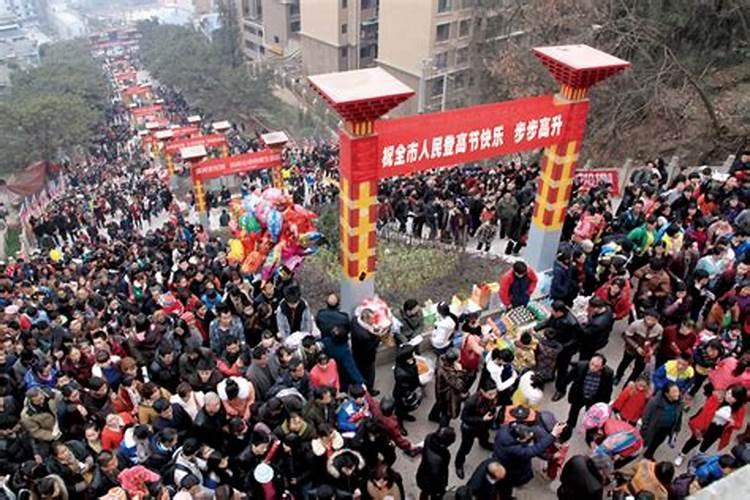 上班28天,倒欠公司3280元:请客、斩首、收下当狗!