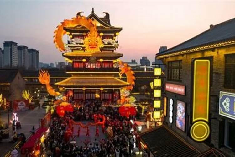 梦见路上看见抬死人的预兆