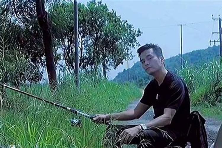 梦见仇人帮助自己