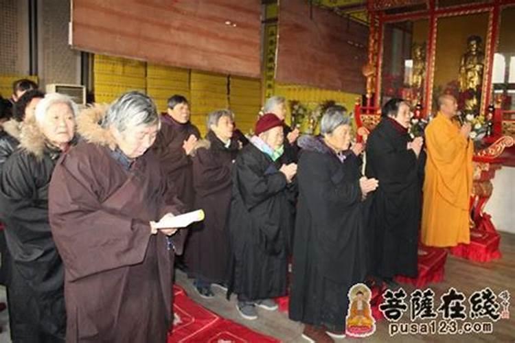 梦见大海海面波涛滚滚,大浪滔天是什么预兆？