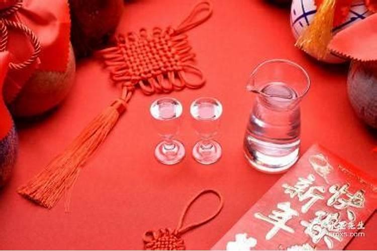 属蛇人犯太岁的化解方法