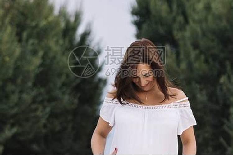 梦见爷爷奶奶都去世了的预兆