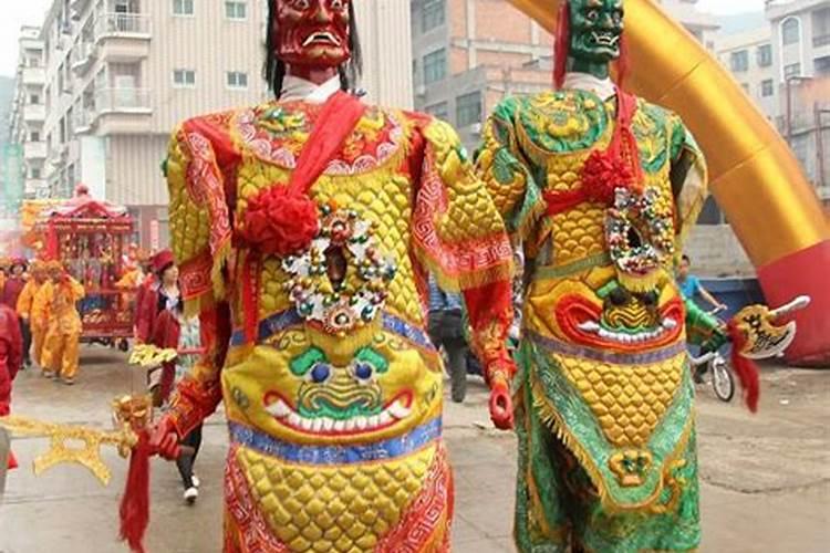 面点制作中的煎法和烙法相似,两者有哪些不同呢？