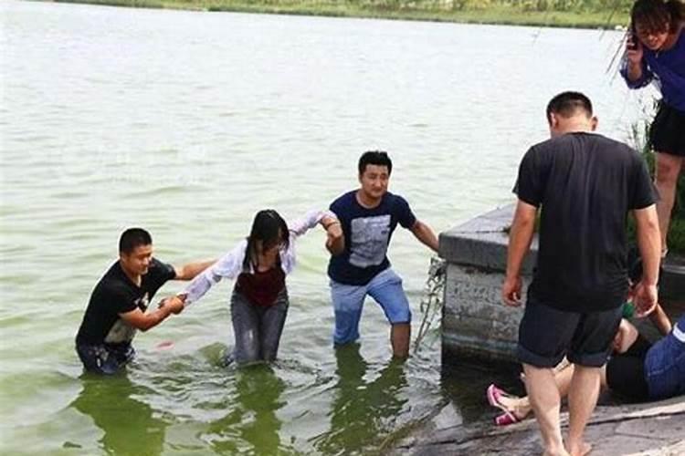 梦见死人复活后又死了是什么意思