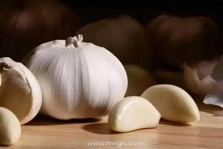 梦见捡大蒜是什么意思