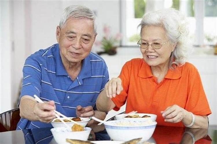 生辰八字十神查询表,如何看生辰八字