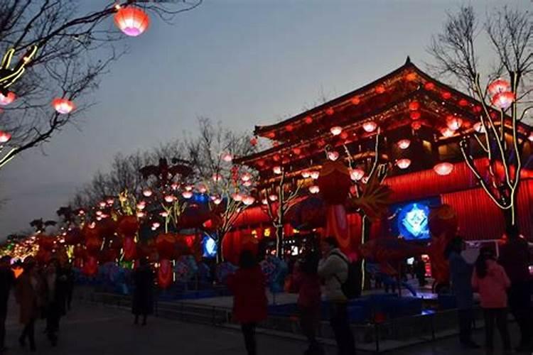 中元节贡品有哪些讲究 中元节贡品的选择有讲究吗