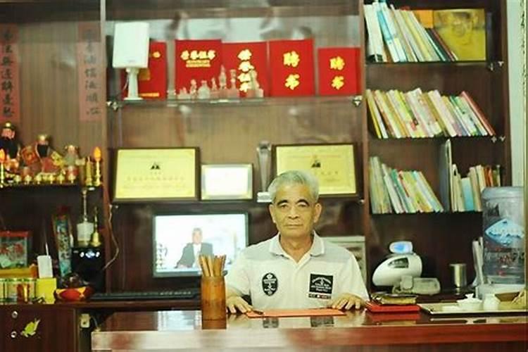 孕妇梦到蛇预示着什么 都有什么预示