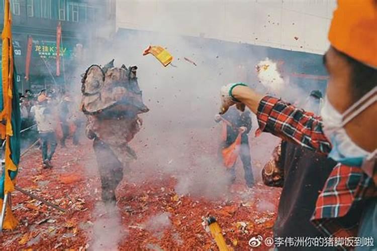 人在心情不好的时候 看谁都不顺眼
