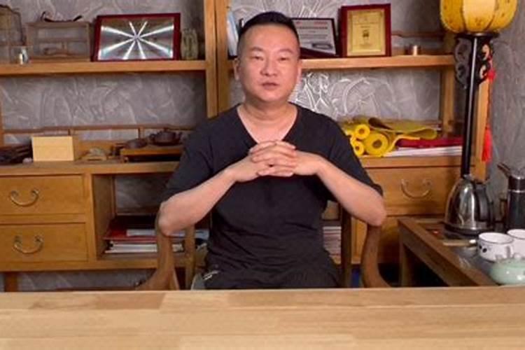 1993年6月21日是什么星座