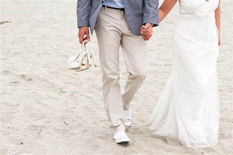 男女八字夫妻宫相同 两个八字不合学会忍让？