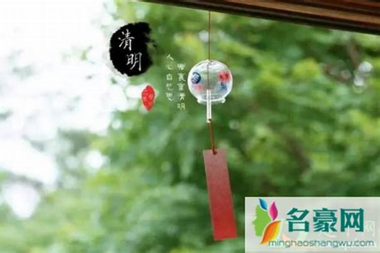 梦见妹妹问我要钱