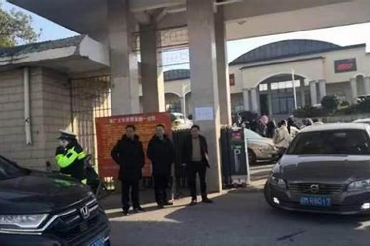 孕妇梦见被狗咬出血是什么意思
