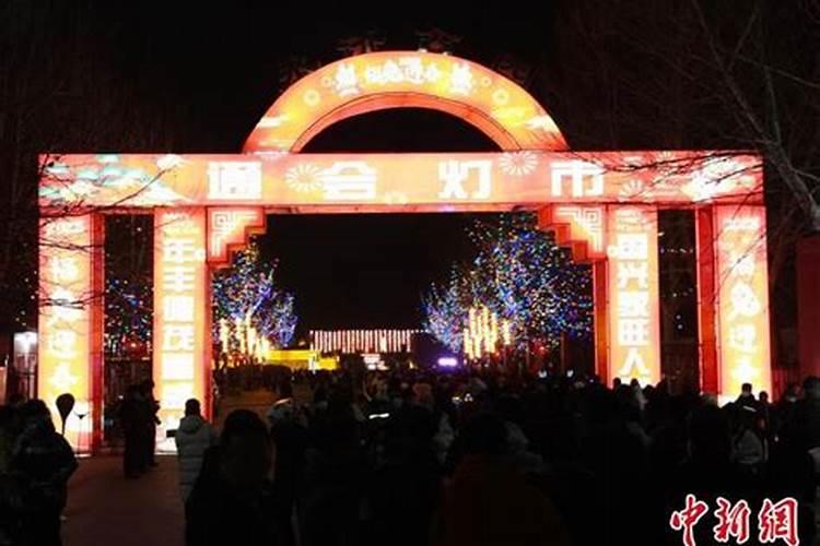 上海奥莱的北面和专柜的北面哪个便宜