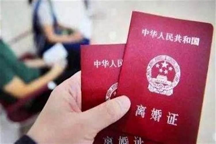 袁天罡男女称骨测命:五两命运详解