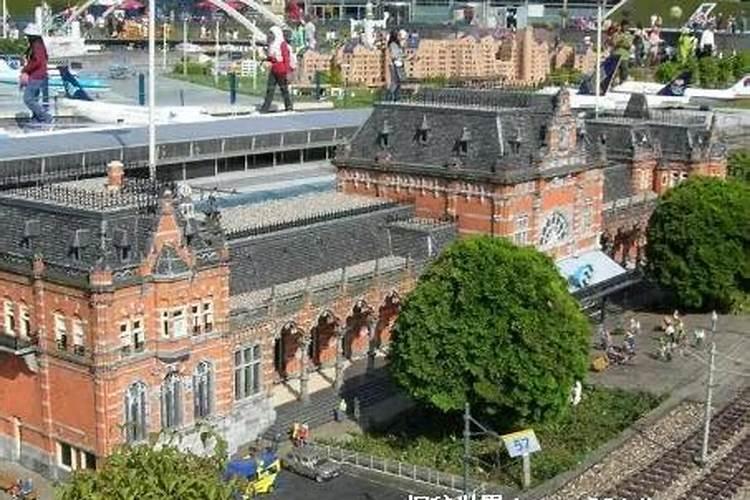 云南深山里发现小人国,100多位1.3米的小矮人,他们从何而来？