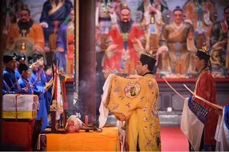 一九九一年农历八月初九早上七点,女的,生辰八字是什么？谢谢