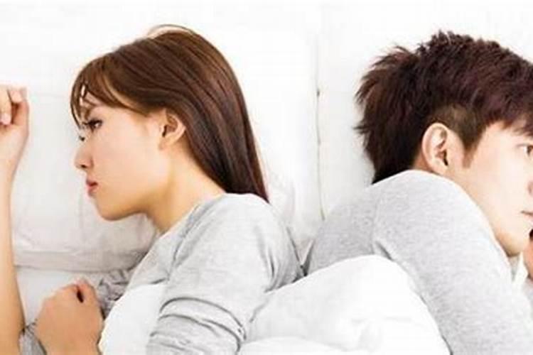 梦见大蟒蛇把人吃了的预兆