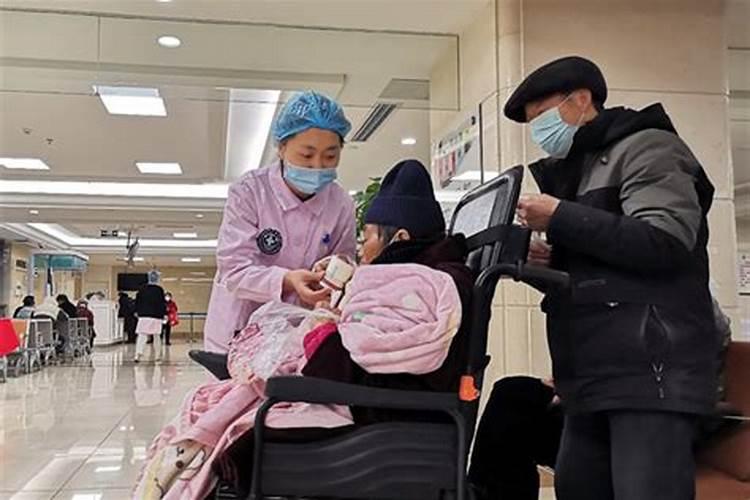 淮安和平路上原来有个许瞎子算命现在在什么地方？搬哪儿去了？