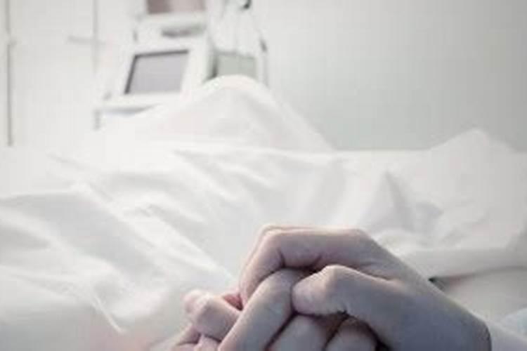 梦见活人死了又和自己说话的预兆