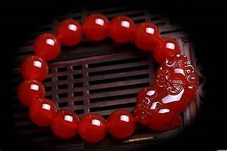 本年可以戴朱砂么
