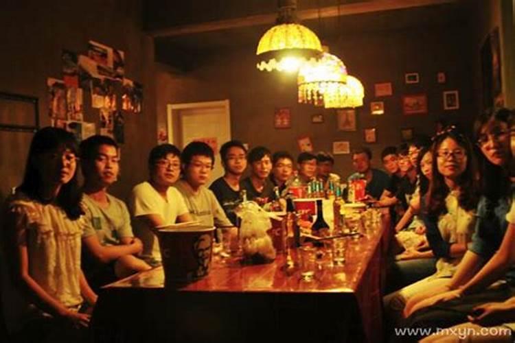 梦见别人撒尿在我身上