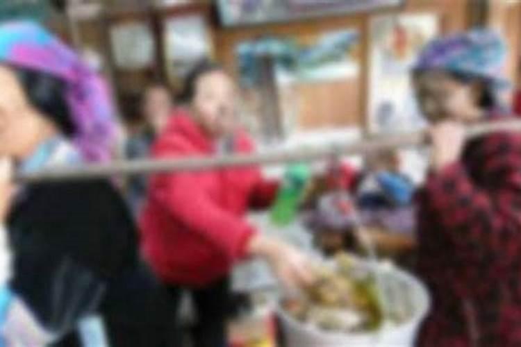 梦见在吃饭时吵架的预兆