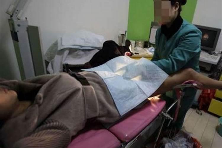 陪别人去做人流,会对自己有什么不好？？？迷信说法有什么？？