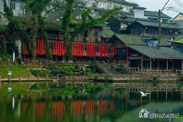 梦见自己和偶像在一起