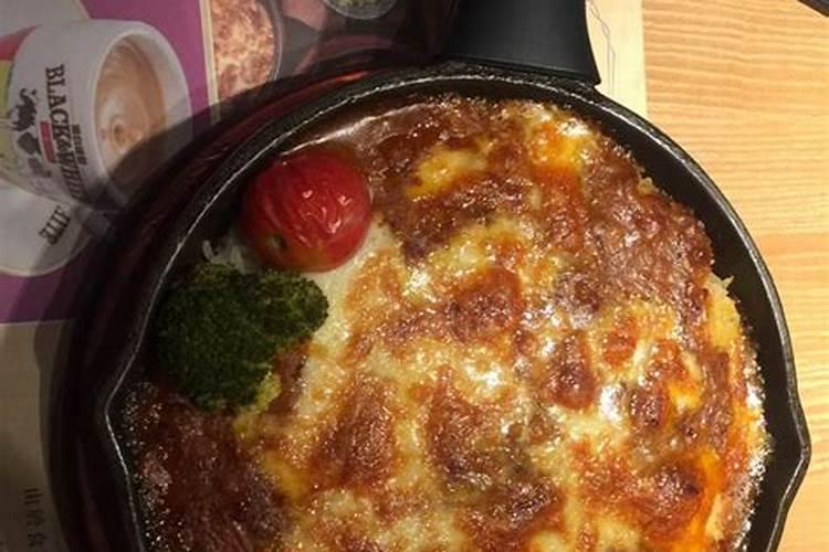 梦见吃饭吃得很饱是什么预兆