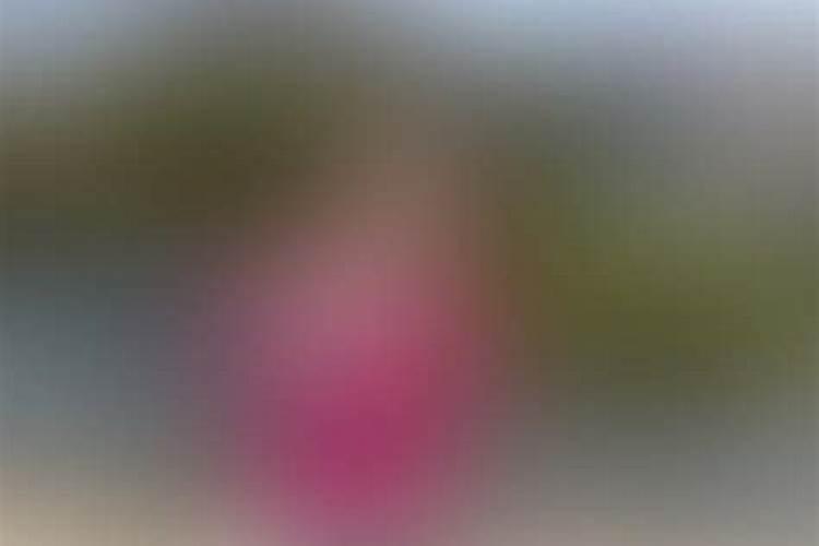 在中国曾经实行过夏令时和冬令时,有人说80年代实行过,有人说是70年代...
