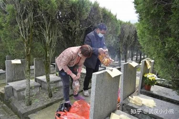 家宅不宁,求教师兄怎样化解