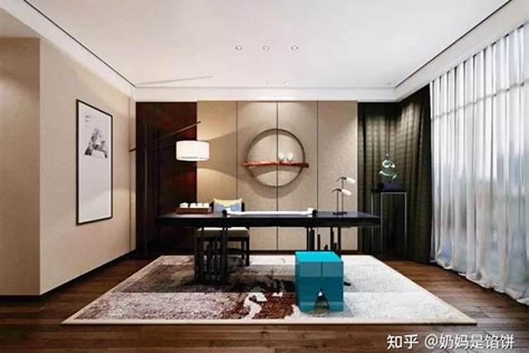 小孩儿小孩儿你别馋,过了腊八就是年。