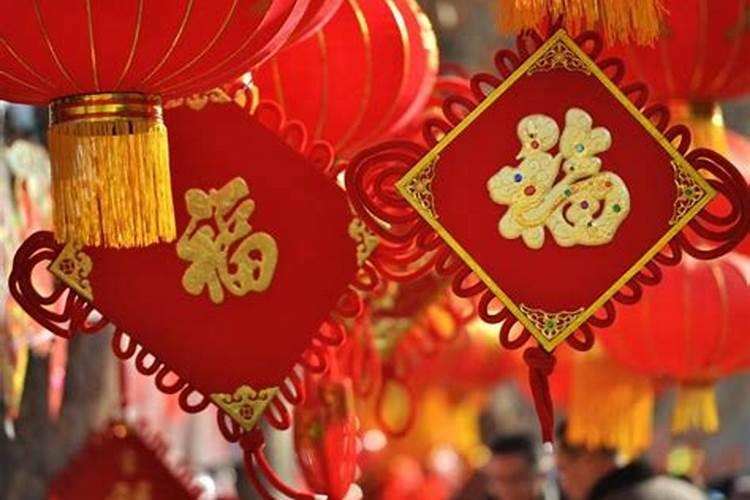 梦见一群人在我家吃饭好是坏