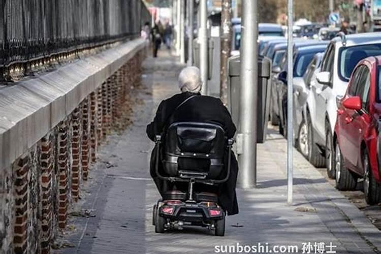 梦到死人又活过来了有什么兆头