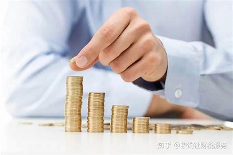 已婚女人梦见老公跟别人暧昧代表什么？