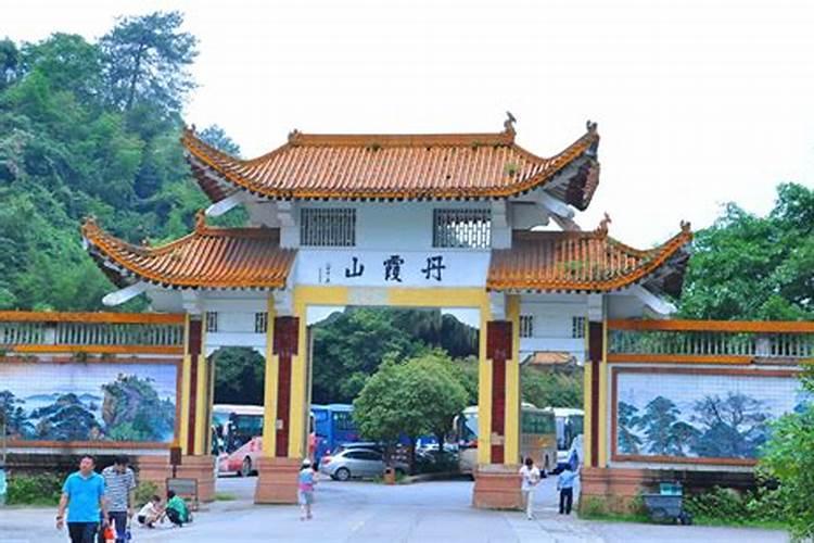 梦见儿子带女朋友回家的预兆