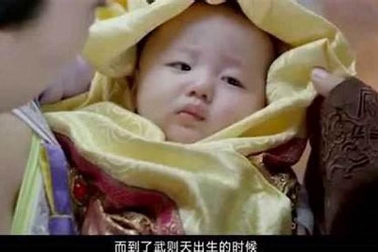 梦见死去的亲人还活着是什么意思