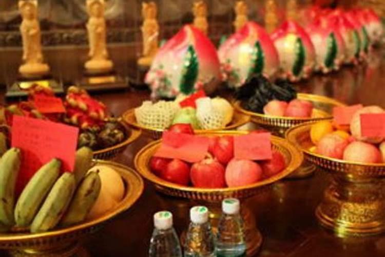 中元节放什么贡品 中元节祭祀需要带什么贡品
