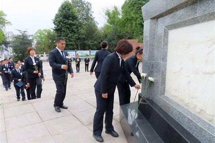 梦见死去父母亲的预兆
