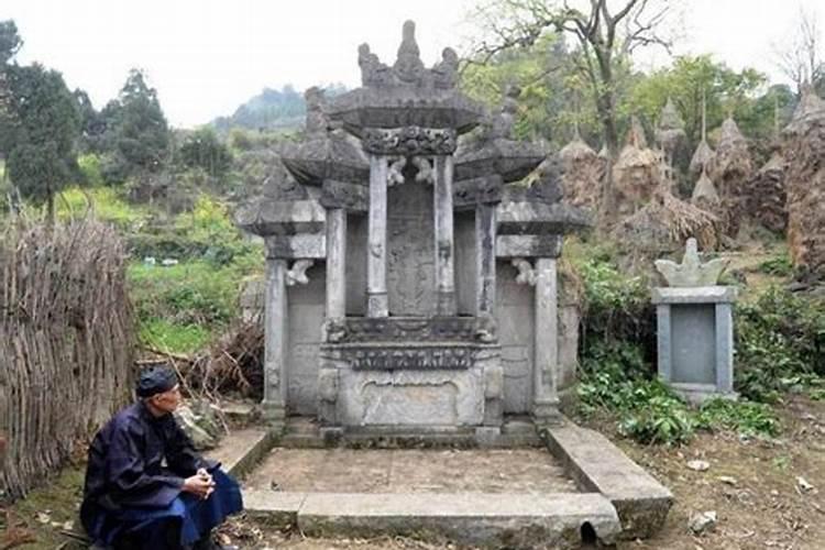 梦见祭拜祖坟预示着什么
