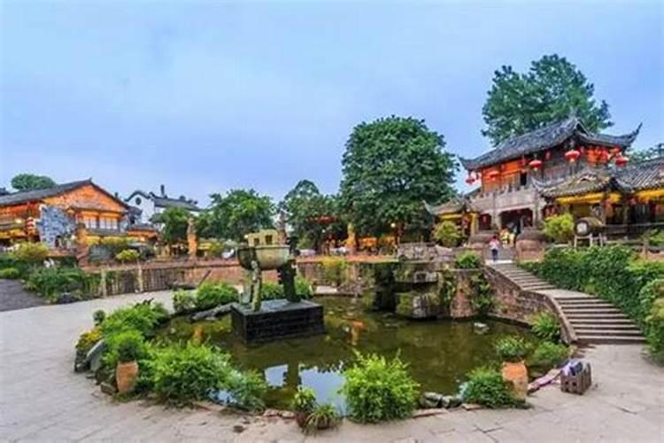 梦见龙卷风刮向自己是什么意思